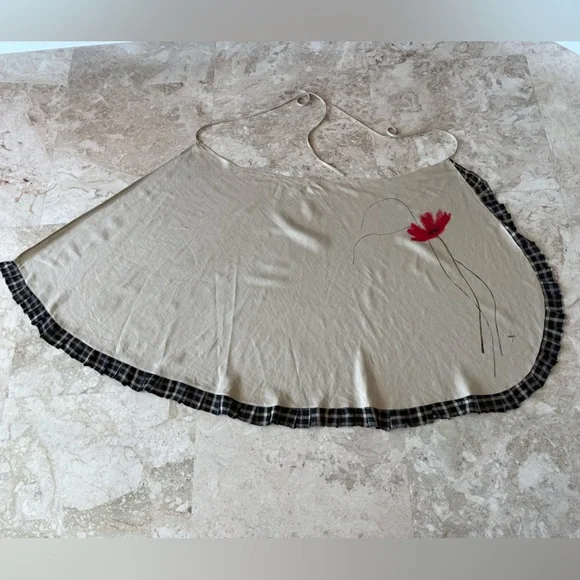 Elegant wraparound Linen Beige Skirt w Black Trim, Handpainted Flower,Size S-M - Picture 13 of 13